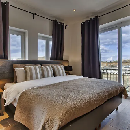 Tritoni Valletta Boutique Hotell Il-Furjana