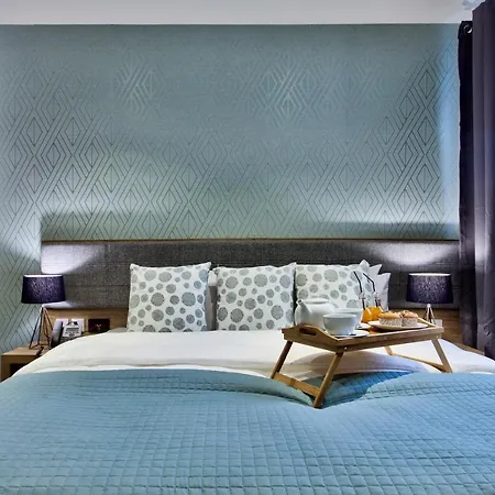 Tritoni Valletta Boutique Hotel *
