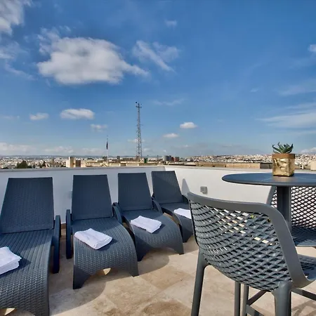 Tritoni Valletta Boutique Hotel *