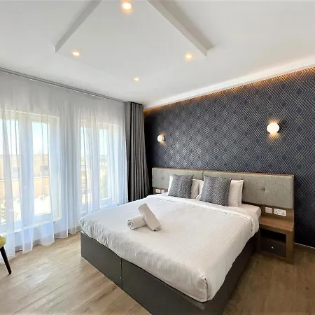Tritoni Valletta Boutique 4* איל-פוריאנה