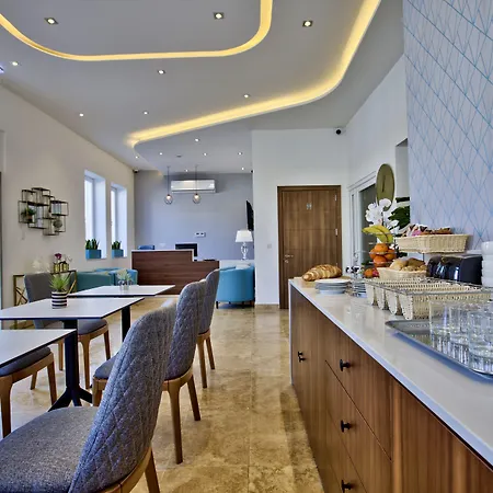 Tritoni Valletta Boutique Hotel 4*