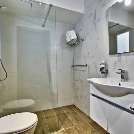 Tritoni Valletta Boutique 4* איל-פוריאנה