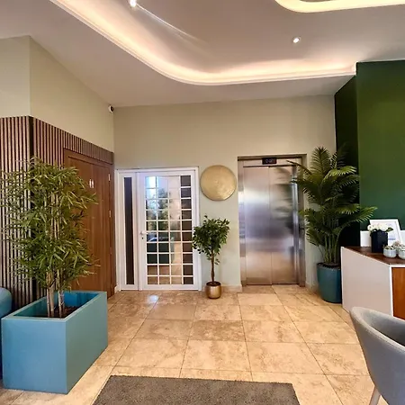 Tritoni Valletta Boutique מלון 4*