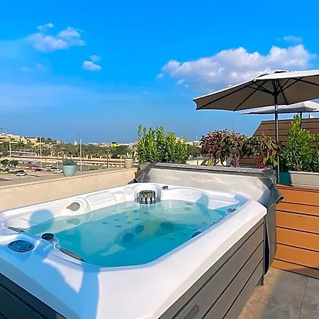 Tritoni Valletta Boutique 4* Il-Furjana