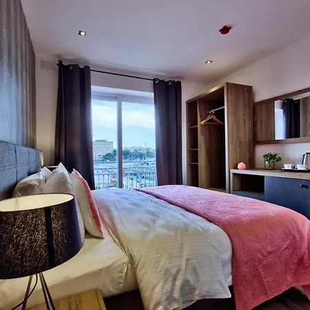 Tritoni Valletta Boutique Hotel 4*