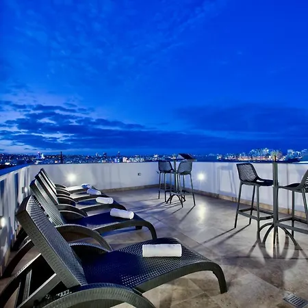 Tritoni Valletta Boutique