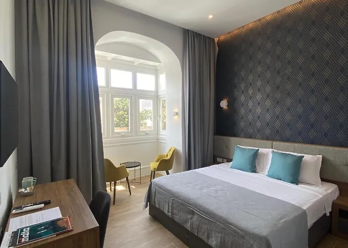 Tritoni Valletta Boutique Il-Furjana