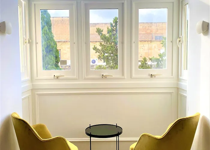 Tritoni Valletta Boutique Il-Furjana