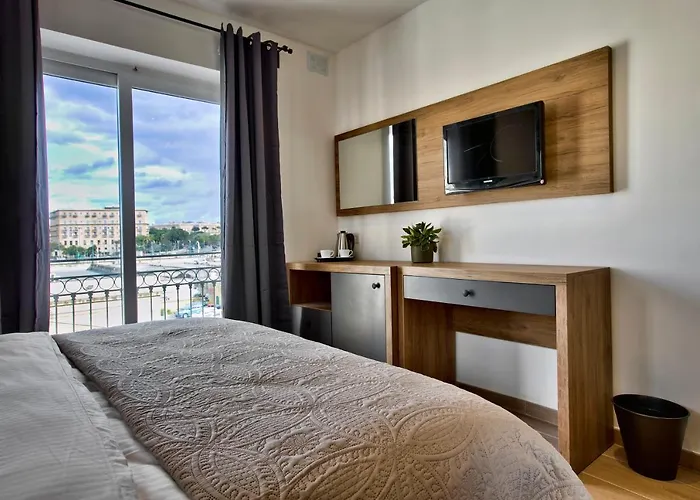 Tritoni Valletta Boutique フロリアーナ