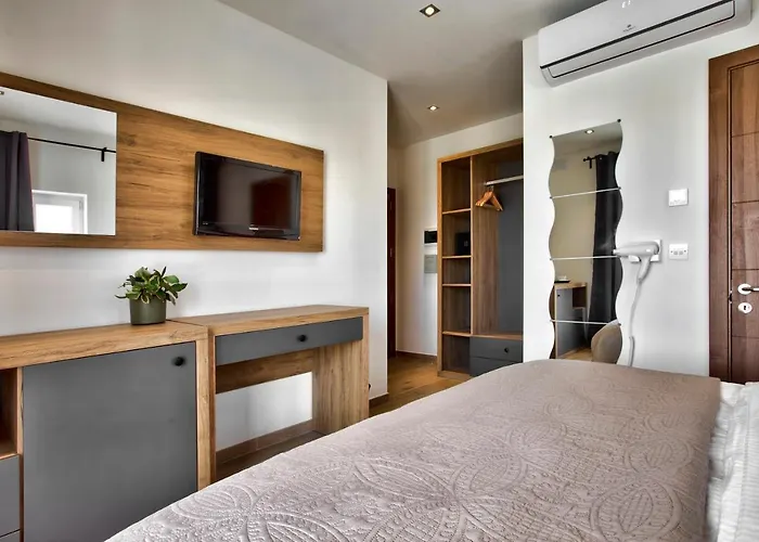 Tritoni Valletta Boutique Il-Furjana